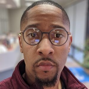 Meet your Posher, Larry